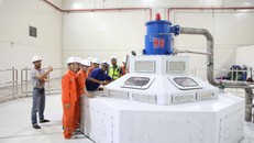 Bằng nhiều giải pháp thi công sáng tạo, Đóng điện hòa lưới thành công tổ máy số 2 Nhà máy thủy điện Ialy mở rộng vượt tiến độ 18 ngày.