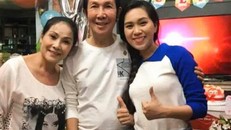 Bà Hồng Nhung (trái), cố NSƯT Vũ Linh, và Hồng Phượng (phải)