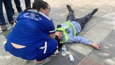 Bảo vệ bị đánh bất tỉnh tại phố đi bộ Nguyễn Huệ. 