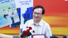 Nhà văn Nguyễn Nhật Ánh góp mặt trong tuyển tập "50 năm TP. Hồ Chí Minh – Thơ phổ nhạc" 