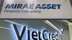 Tự nhiên mắc nợ công ty tài chính