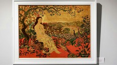 Tác phẩm "Trăng đêm" trong triển lãm của Loan Phương. Ảnh: TRÀ TRƯƠNG