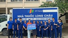 4 tấn thuốc và vật tư y tế cho người dân vùng lũ Miền Trung kịp thời từ Long Châu