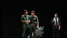 Cuộc đời quân ngũ ngắn ngủi nhưng ý nghĩa của người lính khi gặp gỡ bao con người chân chính - Ảnh: Minh Khang