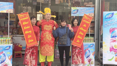 Thần Tài Pushmax mang may mắn đến khách hàng ngày Vía Thần Tài.