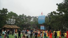 Lễ hội tình yêu Hòn Trống Mái 2023 thu hút đông đảo người dân và du khách.