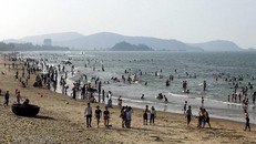 Biển Cửa Lò (Nghệ An).