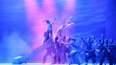 Nghệ thuật biểu diễn là phương tiện hiệu quả để xây dựng thương hiệu văn hóa Việt Nam.