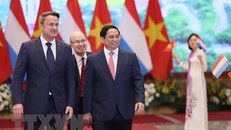 Thủ tướng Phạm Minh Chính và Thủ tướng Đại Công quốc Luxembourg Xavier Bettel tại buổi gặp gỡ báo chí trong nước và quốc tế. Ảnh: Dương Giang/TTXVN.