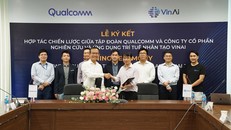 Lễ ký kết hợp tác giữa VinAI và Qualcomm.