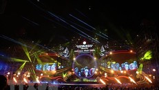 Đại nhạc cảnh "Khánh Hòa sóng hát" mở màn Lễ khai mạc Festival Biển 2023. Ảnh Đặng Tuấn/TTXVN.