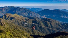 Cáp treo Fansipan mở cửa trở lại từ 8/2 cùng chuỗi lễ hội rộn ràng đón xuân Giáp Thìn.