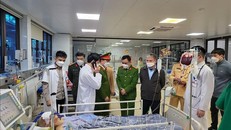 Tai nạn thảm khốc ở Tuyên Quang khiến 10 người thương vong