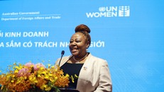 Bà Caroline Nyamayamombe, Trưởng đại diện UN Women Việt Nam, phát biểu tại Hội thảo.