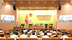 HĐND TP. Hà Nội chất vấn về 2 nhóm nội dung được cử tri quan tâm. Ảnh: VGP/GH.