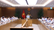 Phó Thủ tướng Trần Hồng Hà phát biểu kết luận cuộc họp về phát triển phương tiện giao thông xanh, sáng 6/8/2024. Ảnh: Văn Điệp