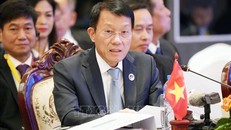 Thượng tướng Lương Tam Quang, Ủy viên Bộ Chính trị, Bộ trưởng Bộ Công an phát biểu tại Hội nghị. Ảnh: Đỗ Bá Thành/PV TTXVN tại Lào.