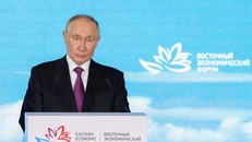 Tổng thống Nga Vladimir Putin phát biểu tại phiên toàn thể Diễn đàn Kinh tế Phương Đông lần thứ IX (EEF 2024).