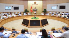 Thủ tướng chỉ rõ, xây dựng, hoàn thiện thể chế là đột phá của đột phá; là động lực, nguồn lực cho phát triển. Ảnh: VGP/Nhật Bắc.