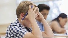 Mỹ: 64% trẻ em cảm thấy lo lắng về trường học