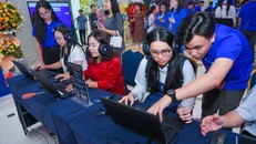 Nền tảng học ngoại ngữ dành cho người Việt tương tác cùng AI chính thức ra mắt từ ngày 3/11. Ảnh: ATG.