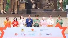 Các đại biểu phát động Tháng hành động vì bình đẳng giới và phòng ngừa, ứng phó với bạo lực trên cơ sở giới năm 2024.