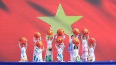 Thanh niên Việt Nam luôn mong muốn đưa văn hóa Việt Nam vươn ra thế giới. Ảnh: VGP/Minh Thúy.