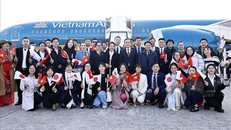 Lễ tiễn Chủ tịch Quốc hội Trần Thanh Mẫn và Phu nhân tại sân bay Nagasaki. Ảnh: Doãn Tấn/TTXVN.