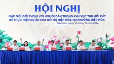 Lãnh đạo tỉnh Đồng Nai tham gia đối thoại với người dân nằm trong khu vực dự án.