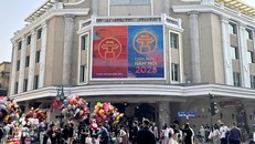 Với vị trí trung thâm của Thủ đô, quận Hoàn Kiếm có nhiều đổi mới, sáng kiến trong triển khai công tác dư luận xã hội. Ảnh: VGP/Gia Huy.