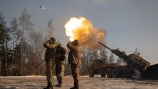 Quân đội Ukraine tăng cường tấn công vào vùng Donetsk