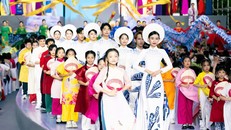 Lễ hội Áo dài TP Hồ Chí Minh góp phần lan tỏa và tình yêu với áo dài trong cộng đồng. 