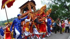 Nghi thức rước kiệu về Đền Hùng tại Lễ Giỗ tổ Hùng Vương diễn ra tại Khu di tích lịch sử Quốc gia đặc biệt Đền Hùng (Phú Thọ). Ảnh: Quý Trung/TTXVN.