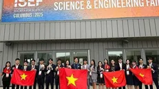 Học sinh Việt Nam đã ghi dấu ấn lịch sử khi giành thành tích cao nhất từ trước đến nay, với 2 giải Nhì, 1 giải Ba, 3 giải Tư và 4 giải Đặc biệt từ các nhà tài trợ. Ảnh: TTXVN phát