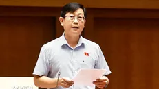 Đại biểu Quốc hội tỉnh Bình Thuận Nguyễn Hữu Thông phát biểu. Ảnh: Doãn Tấn/TTXVN