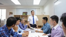 Giáo sư Nguyễn Đình Đức cho rằng cần nhân sự là một trong những điểm nghẽn của giáo dục đại học hiện nay. Ảnh: TTXVN.