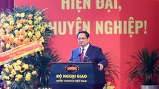 Thủ tướng ghi nhận những thành tích, kết quả mà Đảng bộ Bộ Ngoại giao đã đạt được trong nhiệm kỳ 2020-2025. Ảnh: VGP/Nhật Bắc.