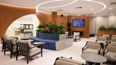 Phòng chờ PVcomBank Premier Lounge gây ấn tượng với khách hàng nhờ thiết kế sang trọng, hài hòa