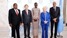 Chủ tịch IPU Tulia Ackson và Tổng Thư ký IPU Martin Chungong đón Chủ tịch Quốc hội Trần Thanh Mẫn dự Lễ khai mạc Hội nghị các Chủ tịch Quốc hội Thế giới lần thứ 6. Ảnh: Doãn Tấn/TTXVN.