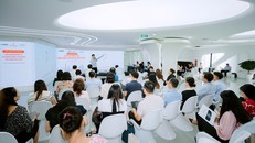 Đông đảo nhà báo, phóng viên tham dự buổi tập huấn.