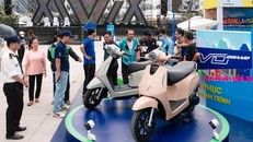 Chạm đúng nhu cầu, VinFast Evo Grand “cháy” cọc, người dùng xuống tiền “không đắn đo”