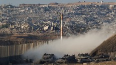 Israel tiến hành các cuộc tấn công ác liệt vào thành phố Gaza