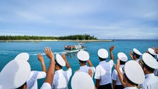 Để xây dựng hệ sinh thái xanh tại Trường Sa, nhiều chương trình ý nghĩa đã được phát động.