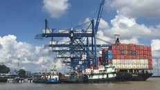 Kim ngạch xuất khẩu của Việt Nam trong tháng 10 đạt khoảng 42 tỷ USD. Ảnh: H.Y.