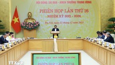 Thủ tướng Phạm Minh Chính chủ trì Phiên họp lần thứ 16 của Hội đồng Thi đua-Khen thưởng Trung ương. Ảnh: Dương Giang/TTXVN.