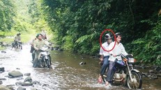 Ông Đoàn Tất Chẩn (khoanh tròn), nguyên Giám đốc Ban quản lý Rừng phòng hộ Sông Tranh vừa bị bắt khẩn cấp.