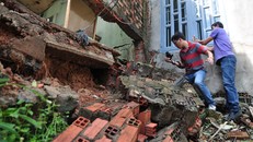 Nhiều căn nhà bị sạt lở nặng không còn ở được ở xã Hố Nai 3, huyện Trảng Bom