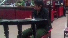 Bị cáo Bình trước vành móng ngựa.