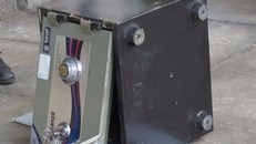 Gần nửa tỷ đồng trong két sắt UBND xã bị lấy cắp. 