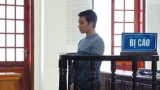 Bị cáo Lữ Văn Hòa trước vành móng ngựa.